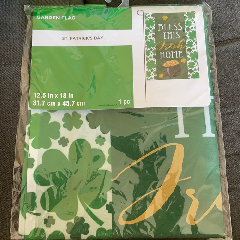 Garden flag